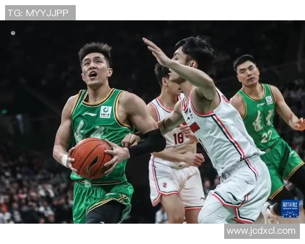 辽宁男篮大胜华南虎，豪取十连胜刷新纪录